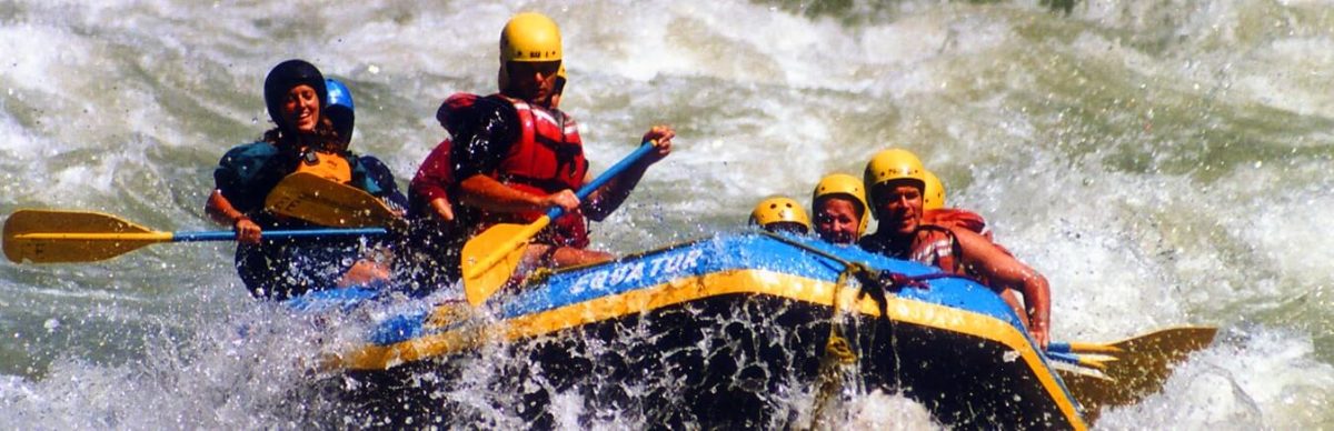 Rafting sur la rivière Sunkoshi